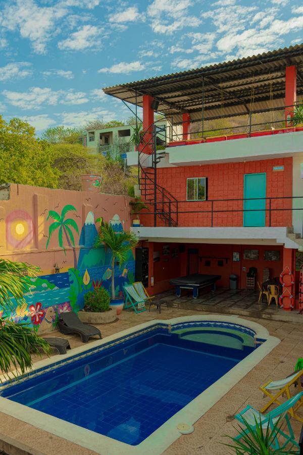 Hostel Nirvana Taganga Buitenkant foto