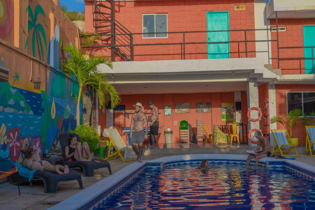 Hostel Nirvana Taganga Buitenkant foto